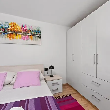 Holiday home House In Near Rock Premantura